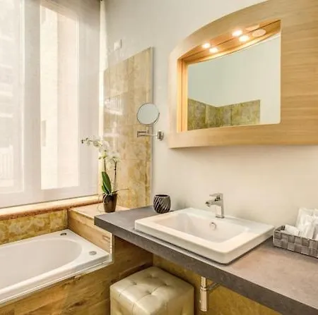 Smart Lux Guest house *