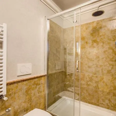 Smart Lux Guest house *